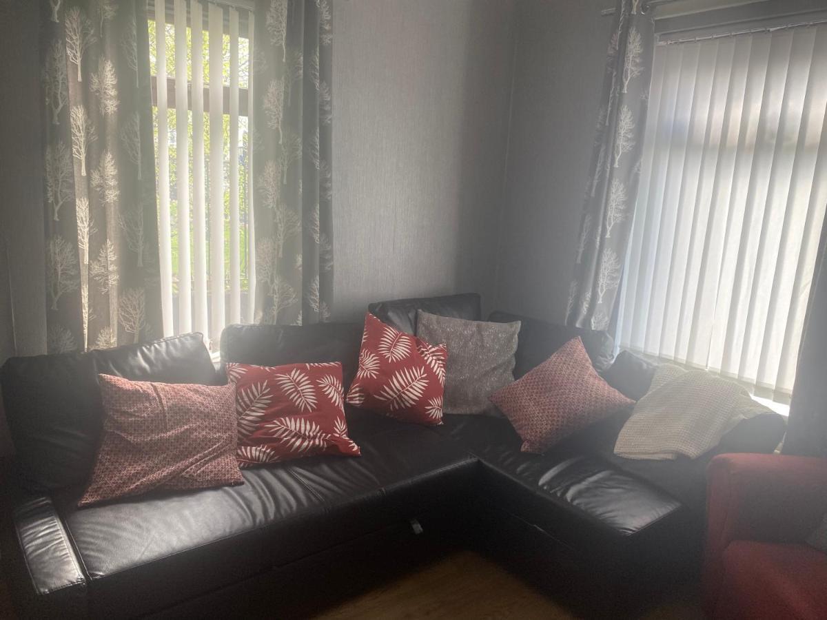 Claire'S Airbnb 2 Belfast Kültér fotó