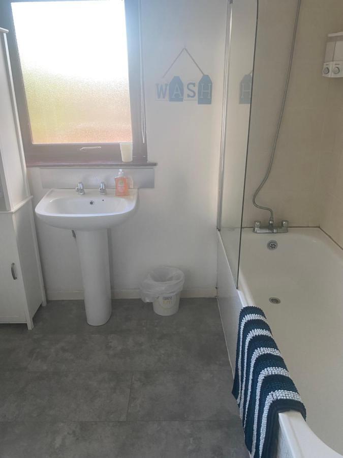 Claire'S Airbnb 2 Belfast Kültér fotó