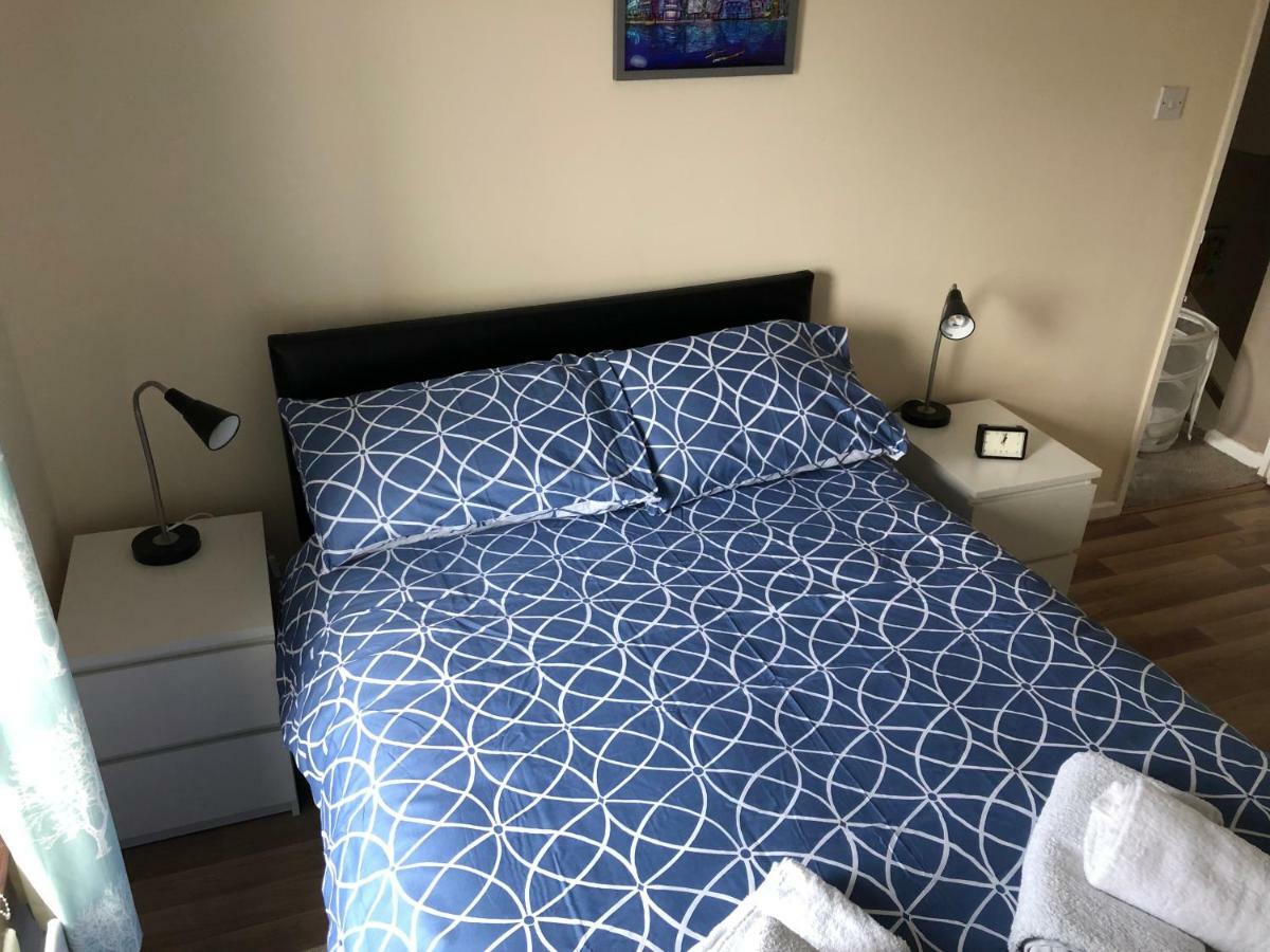 Claire'S Airbnb 2 Belfast Kültér fotó