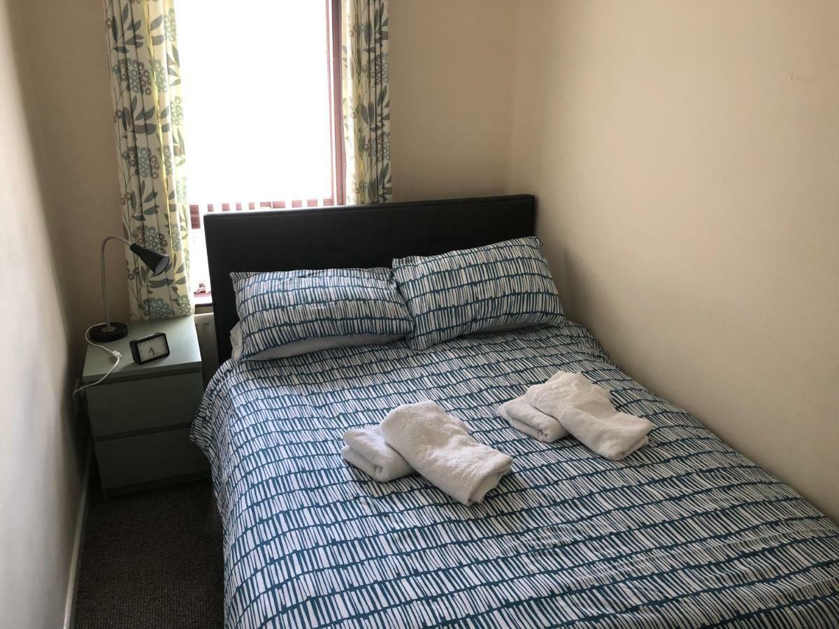 Claire'S Airbnb 2 Belfast Kültér fotó